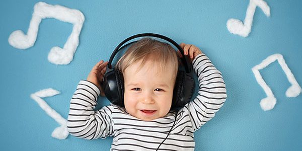 تاثیر موسیقی بر نوزاد